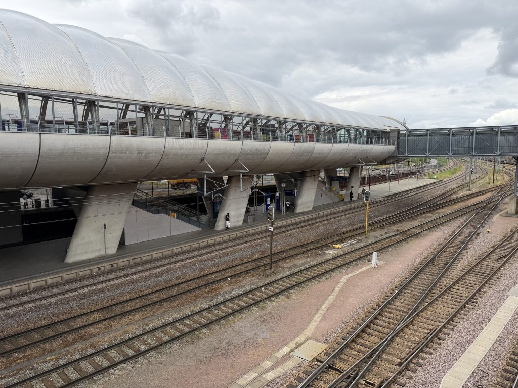 The platforms and canopy at Belval-Université station
