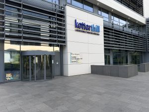 Entrance to Ketterthill Belval medical laboratory on Avenue du Swing