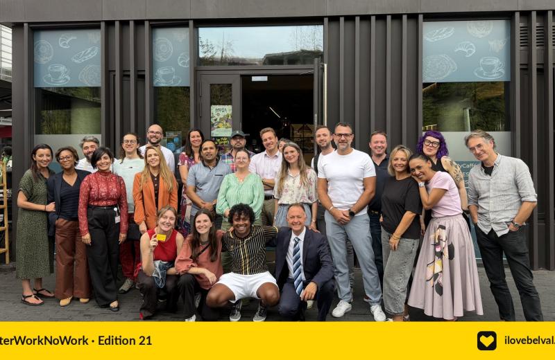 Guests gathered outside MyCaffé in Belval for the 21st #AfterWorkNoWork, with Aswin Lutchanah crouching at the front.