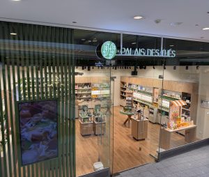 The Palais des Thés shopfront in Belval Plaza, with tea displays inside